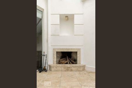 Apartamento à venda com 260m², 4 quartos e 5 vagasCobertura (Lareira)