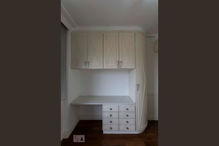 Quarto 1  de apartamento à venda com 4 quartos, 260m² em Jardim da Saúde, São Paulo