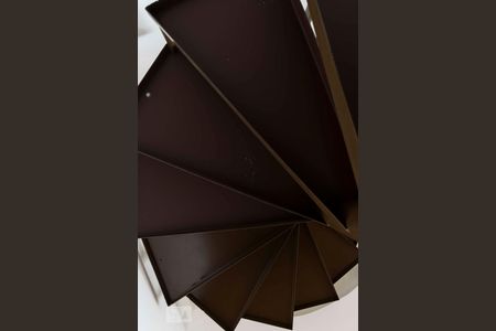 Escadas de apartamento à venda com 4 quartos, 260m² em Jardim da Saúde, São Paulo