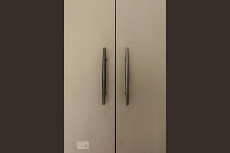 Apartamento à venda com 260m², 4 quartos e 5 vagasCobertura - Quarto 3 (Armários)