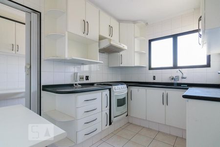 Cozinha de apartamento à venda com 2 quartos, 65m² em Silveira, Santo André