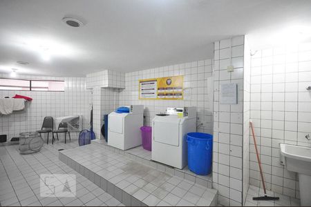 Apartamento à venda com 82m², 1 quarto e 2 vagaslavanderia
