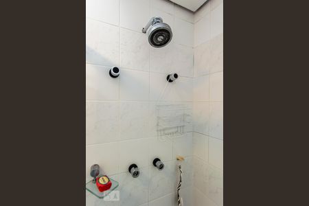 Apartamento para alugar com 185m², 3 quartos e 3 vagas Apartamento para alugar com 185m², 3 quartos e 3 vagasBanheiro da suíte