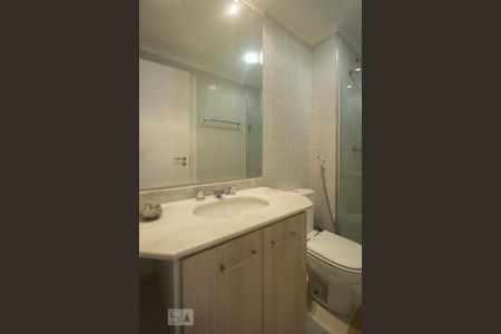 Banheiro de apartamento à venda com 2 quartos, 72m² em Vila Mariana, São Paulo