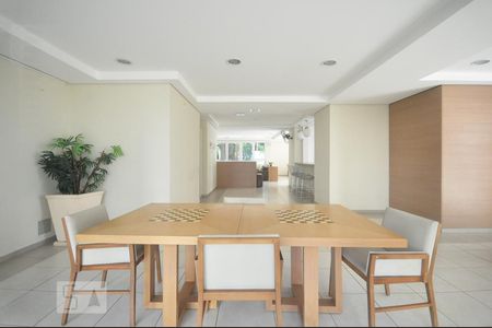 Apartamento à venda com 64m², 2 quartos e 1 vagasalão de festa