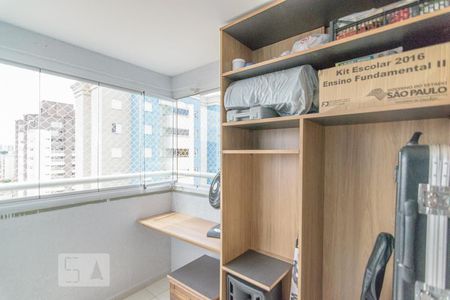 Apartamento à venda com 60m², 2 quartos e 2 vagasVaranda