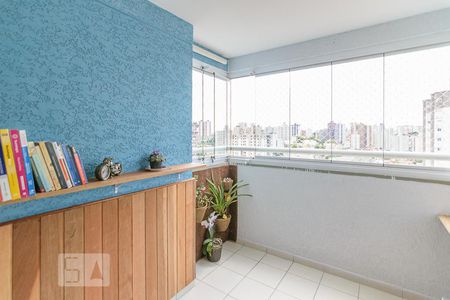 Apartamento à venda com 60m², 2 quartos e 2 vagasVaranda