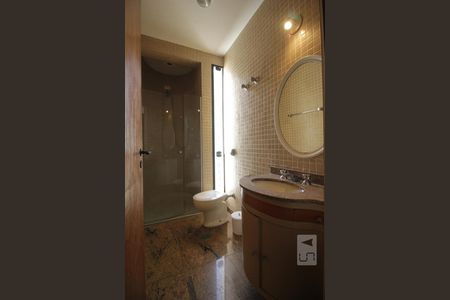 Apartamento à venda com 290m², 4 quartos e 3 vagasBanheiro 