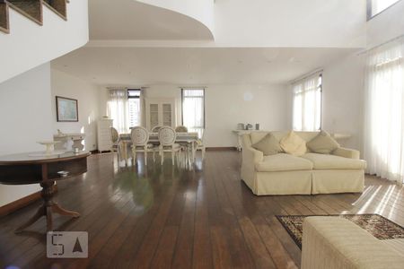 Sala de apartamento à venda com 4 quartos, 290m² em Vila Suzana, São Paulo