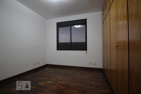 Apartamento à venda com 290m², 4 quartos e 3 vagasSuíte 1