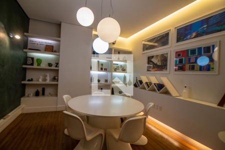 Apartamento à venda com 73m², 2 quartos e 2 vagasÁrea comum - Sala de Reunião