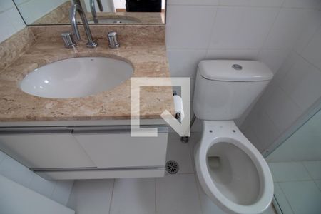 Apartamento à venda com 73m², 2 quartos e 2 vagasBanheiro da Suíte