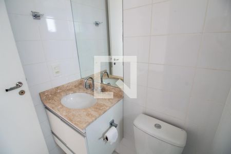 Apartamento à venda com 73m², 2 quartos e 2 vagasBanheiro da Suíte