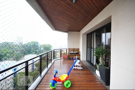 Apartamento para alugar com 530m², 4 quartos e 4 vagasvaranda