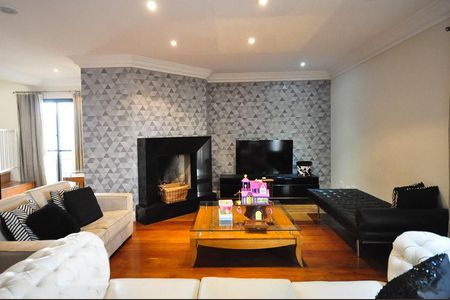 Apartamento para alugar com 530m², 4 quartos e 4 vagassala