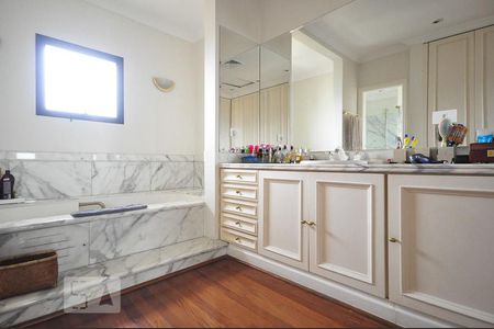 Apartamento para alugar com 530m², 4 quartos e 4 vagasbanheiro suíte 4