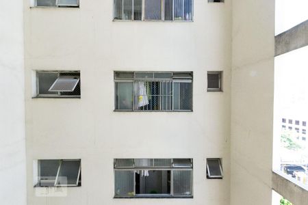 Apartamento para alugar com 90m², 2 quartos e 1 vaga Apartamento para alugar com 90m², 2 quartos e 1 vagaVista Área de Serviço