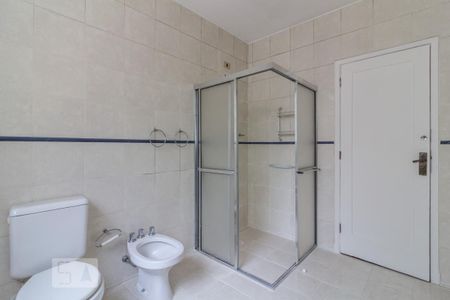 Banheiro 2 de apartamento para alugar com 3 quartos, 150m² em Higienópolis, São Paulo
