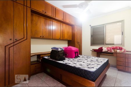 Apartamento para alugar com 93m², 3 quartos e 2 vagas Apartamento para alugar com 93m², 3 quartos e 2 vagasSuíte