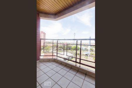 Apartamento para alugar com 93m², 3 quartos e 2 vagas Apartamento para alugar com 93m², 3 quartos e 2 vagasSacada
