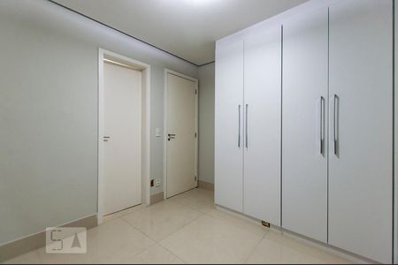 Apartamento para alugar com 95m², 2 quartos e 2 vagas Apartamento para alugar com 95m², 2 quartos e 2 vagasSuíte