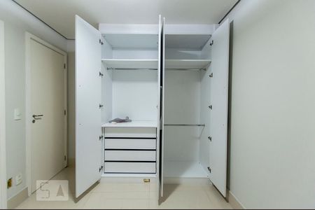 Apartamento para alugar com 95m², 2 quartos e 2 vagas Apartamento para alugar com 95m², 2 quartos e 2 vagasSuíte