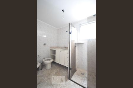 banheiro de apartamento à venda com 3 quartos, 138m² em Vila Andrade, São Paulo