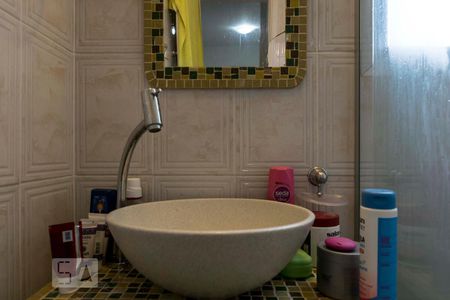 Apartamento à venda com 58m², 2 quartos e 1 vagaBanheiro (Torneira)