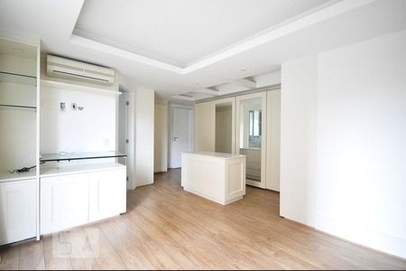 Apartamento para alugar com 211m², 3 quartos e 4 vagassuíte 3