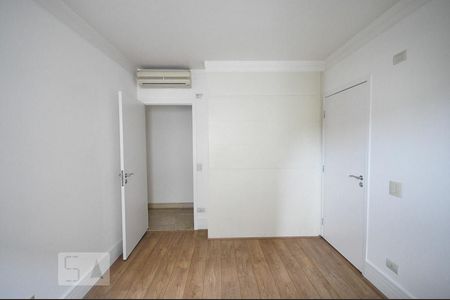 suíte 1 de apartamento para alugar com 3 quartos, 211m² em Vila Andrade, São Paulo