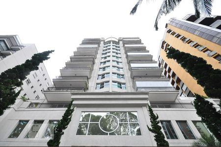 Apartamento para alugar com 211m², 3 quartos e 4 vagasfachada