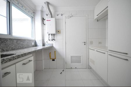 Apartamento para alugar com 211m², 3 quartos e 4 vagasárea de serviço