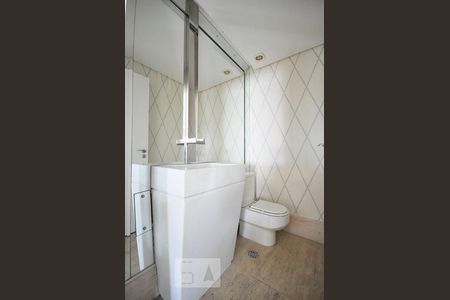 lavabo de apartamento para alugar com 3 quartos, 211m² em Vila Andrade, São Paulo