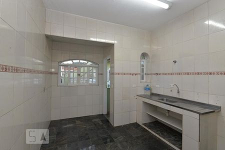 Casa para alugar com 230m², 3 quartos e sem vagaCozinha