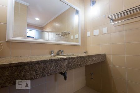 Banheiro de apartamento para alugar com 1 quarto, 44m² em Jardim Paulista, São Paulo