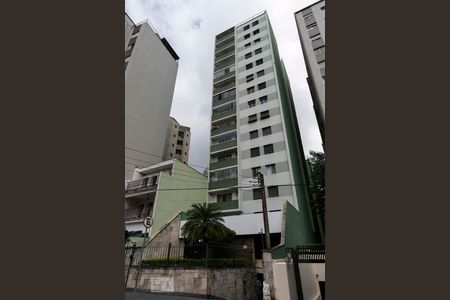 Apartamento para alugar com 85m², 2 quartos e 1 vagaFachada