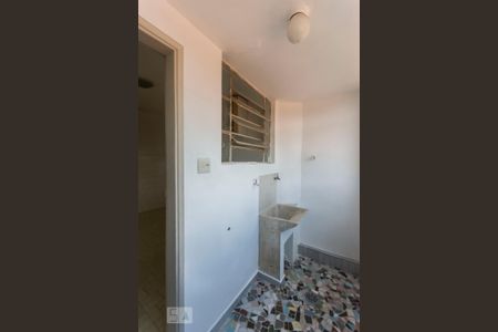 Apartamento à venda com 55m², 1 quarto e sem vaga Apartamento à venda com 55m², 1 quarto e sem vagaArea de serviço
