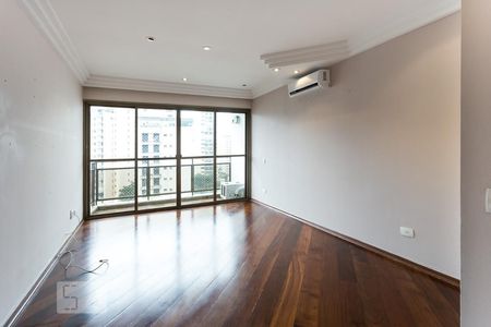Sala de apartamento à venda com 3 quartos, 105m² em Indianópolis, São Paulo