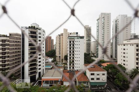Vista de apartamento à venda com 3 quartos, 105m² em Indianópolis, São Paulo