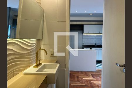 Apartamento à venda com 33m², 1 quarto e sem vagaBanheiro