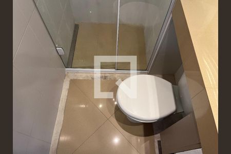 Apartamento à venda com 33m², 1 quarto e sem vagaBanheiro