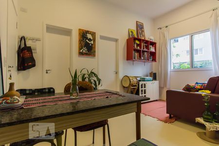 SALA COMPLETA de apartamento para alugar com 1 quarto, 33m² em Barra Funda, São Paulo