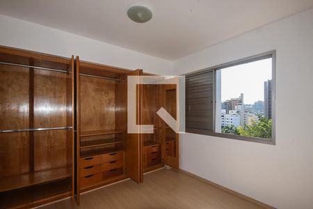 Apartamento à venda com 81m², 2 quartos e 2 vagasArmário do Quarto 2