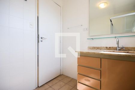 Apartamento à venda com 81m², 2 quartos e 2 vagasBanheiro