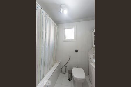 Apartamento para alugar com 110m², 4 quartos e 1 vaga Apartamento para alugar com 110m², 4 quartos e 1 vagaBanheiro Suite