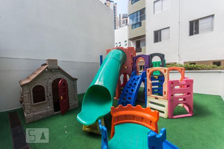 Apartamento para alugar com 110m², 4 quartos e 1 vaga Apartamento para alugar com 110m², 4 quartos e 1 vagaPlayground