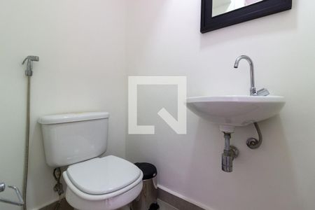 Lavabo de apartamento para alugar com 1 quarto, 50m² em Pinheiros, São Paulo