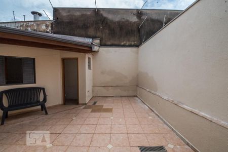 Casa para alugar com 190m², 4 quartos e 2 vagas Casa para alugar com 190m², 4 quartos e 2 vagasVista do Quarto 1