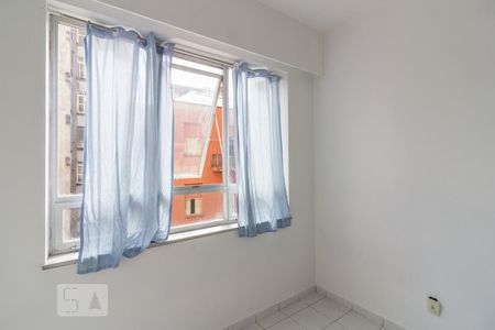 Janela de kitnet/studio à venda com 1 quarto, 36m² em República, São Paulo