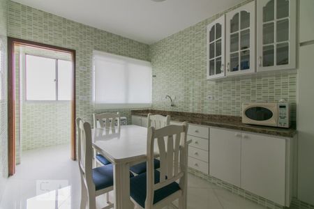 Cozinha de apartamento para alugar com 1 quarto, 75m² em Santo Antônio, São Caetano do Sul